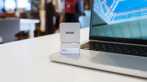 Lexar 外付けSSD 1TB Professional Go LSL400S001T-RNSNUのハブ付きレビュー！