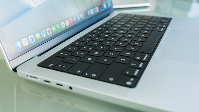 MacBook Pro 14インチM5 Maxのキーボード